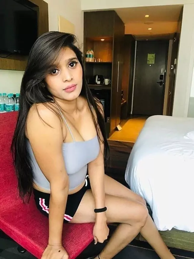 कॉल गर्ल्स सर्विस  दैघर गांव